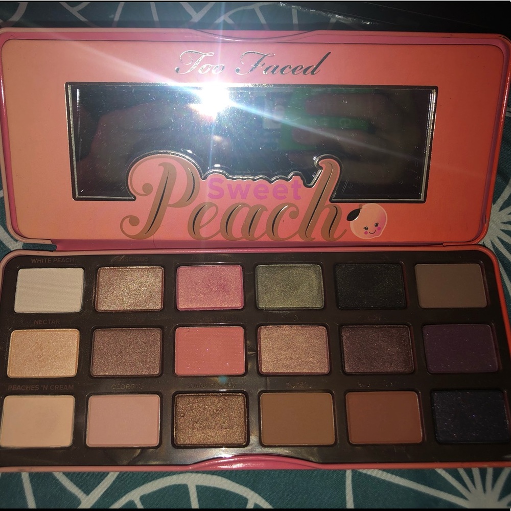 Too Faced Sweet Peach Palette